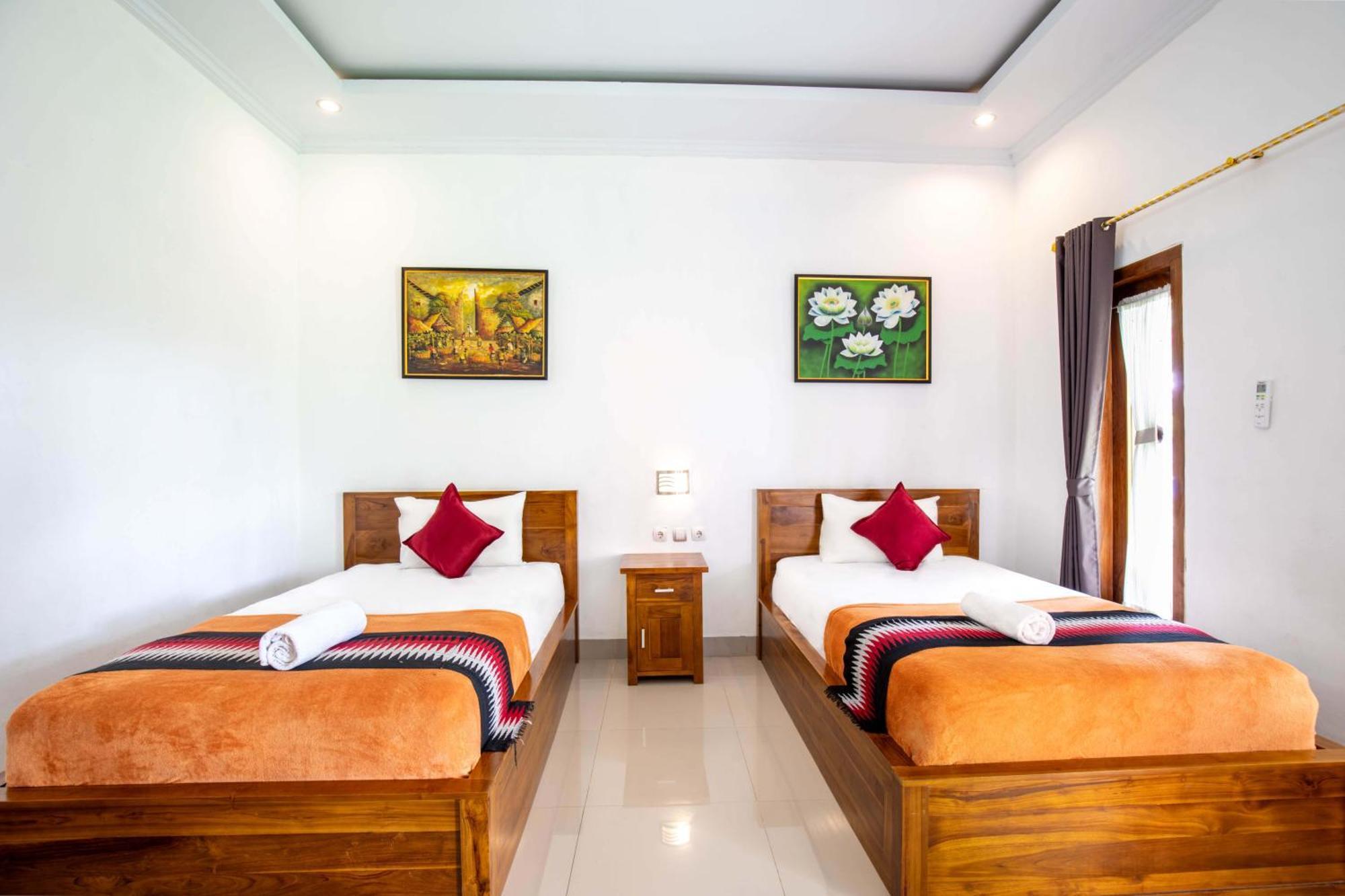 Coconut Hill Cottage Batununggul Exterior foto