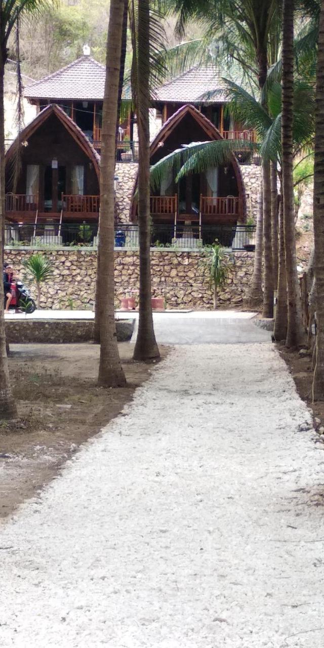 Coconut Hill Cottage Batununggul Exterior foto